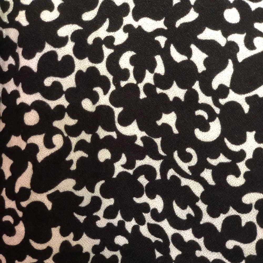 Zara Black & White Side Tie Crop Top